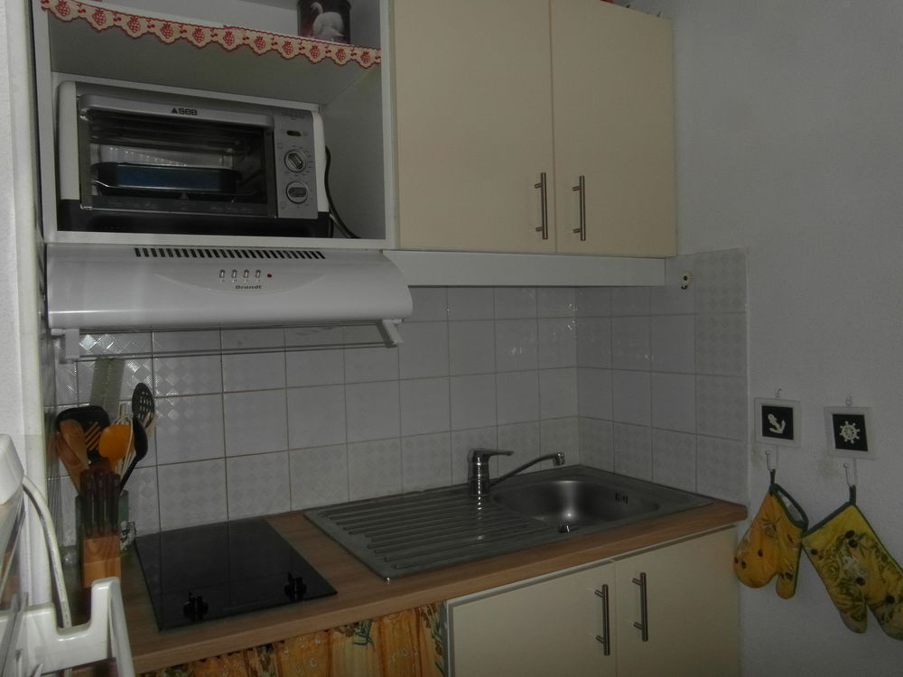   PROMO Maisonnette 4 PERS-CLIM--PISCINE , A 300 m pied plage  Languedoc-Roussillon, Vendres (34350)