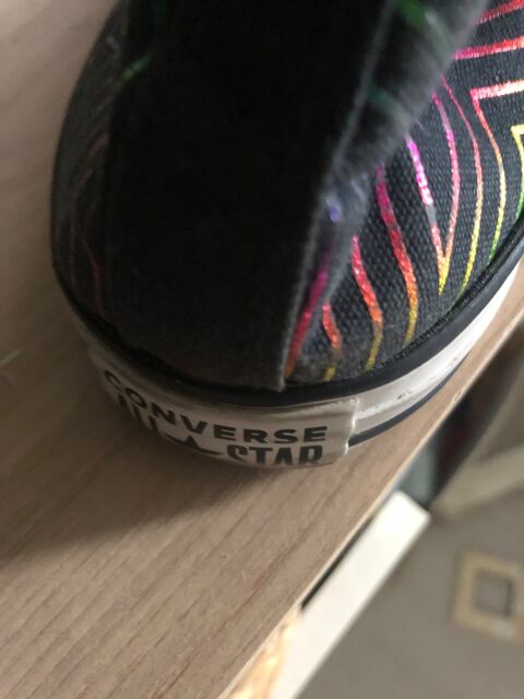 Converse femme taille 39. Tr�s bon �tat. 30 Castelginest (31)