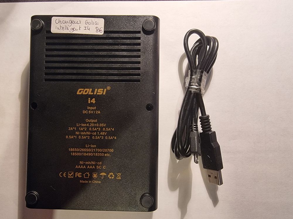 Chargeur de pile AA intelligent Golisi i4 avec &eacute;cran Electroménager