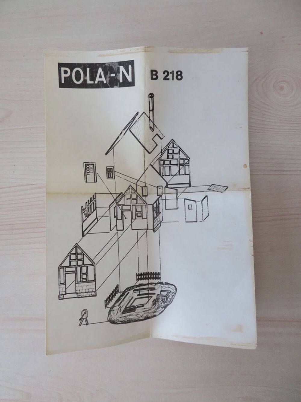 1975 Pola B 218 &eacute;chelle N 1:160 Kit maison garde-barri&egrave;re Jeux / jouets