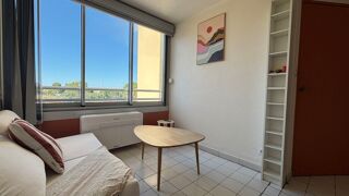  Appartement à louer 2 pièces 28 m² Sète
