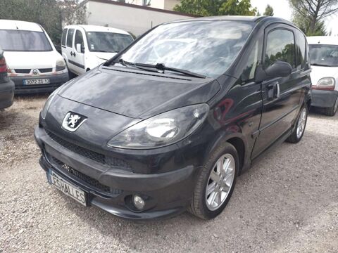 Peugeot 1007 1,4i 75CV E-TRONIC BOITE AUTO 2005 occasion &Eacute;guilles 13510