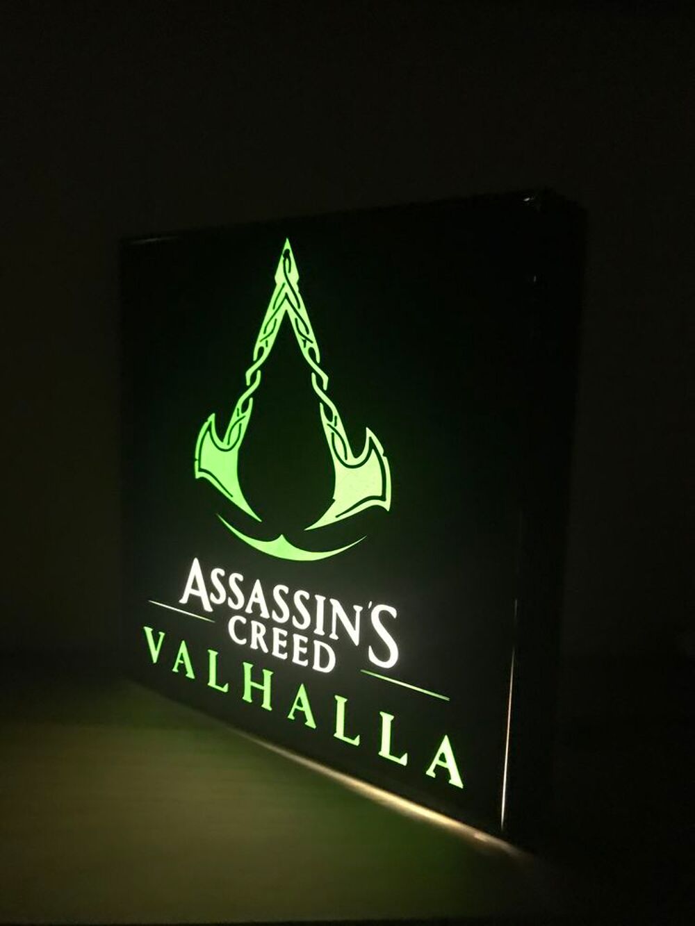 Lampe ASSASSINS CREED &eacute;clairage leds &agrave; piles Décoration