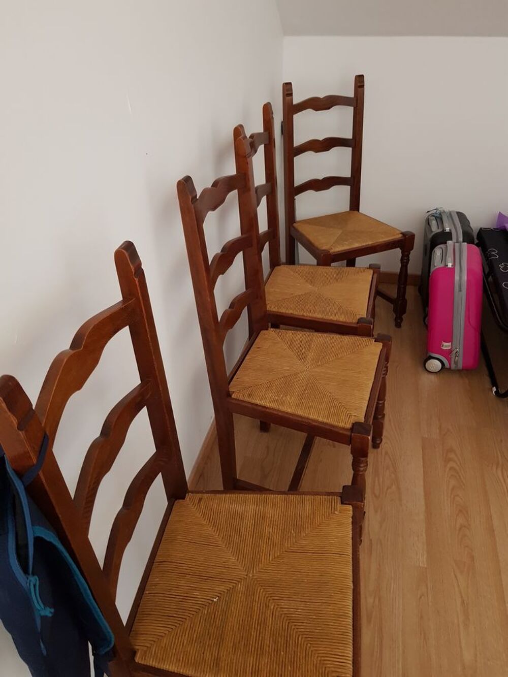 Salle &agrave; manger Meubles