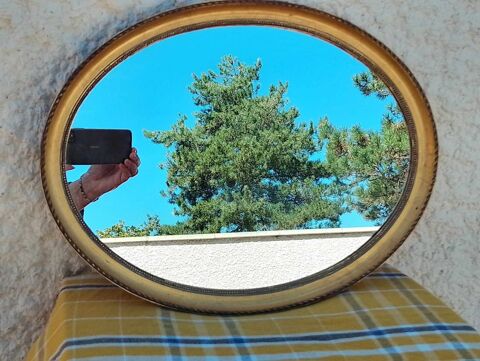 Miroir Mural en Bois Doré à Cadre Ovale : 44 x 34 cm Vintage 75 La Ferté-Alais (91)