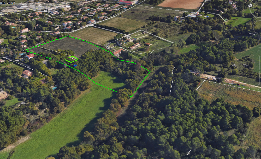 Vente Terrain CABANON  SUR TERRAIN DE LOISIR  AVEC RIVIÈRE ,EAU  ET EDF Aix-en-provence