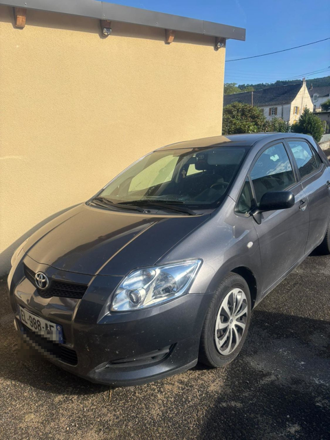 Toyota auris 90 D-4D Linéa Luna