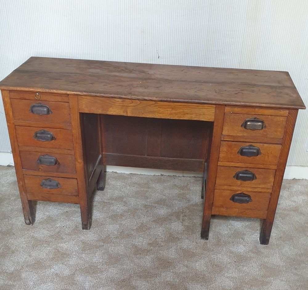  bureau en ch&ecirc;ne massif Décoration