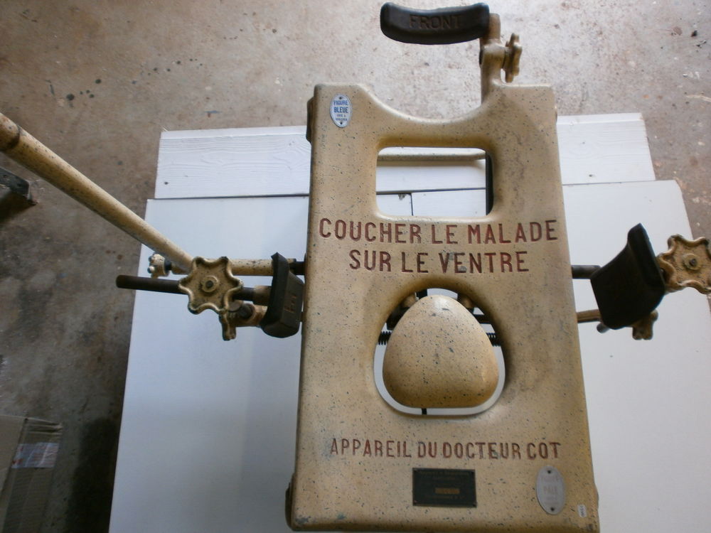 ANCIEN APPAREIL DE REANIMATION 