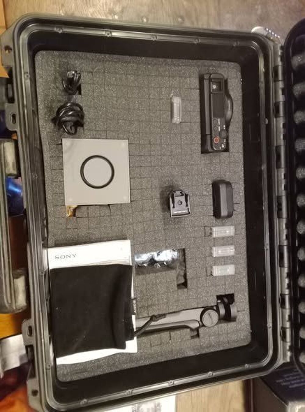 SONY ZV1 ZV-1 Vlog
€495 Photos/Video/TV