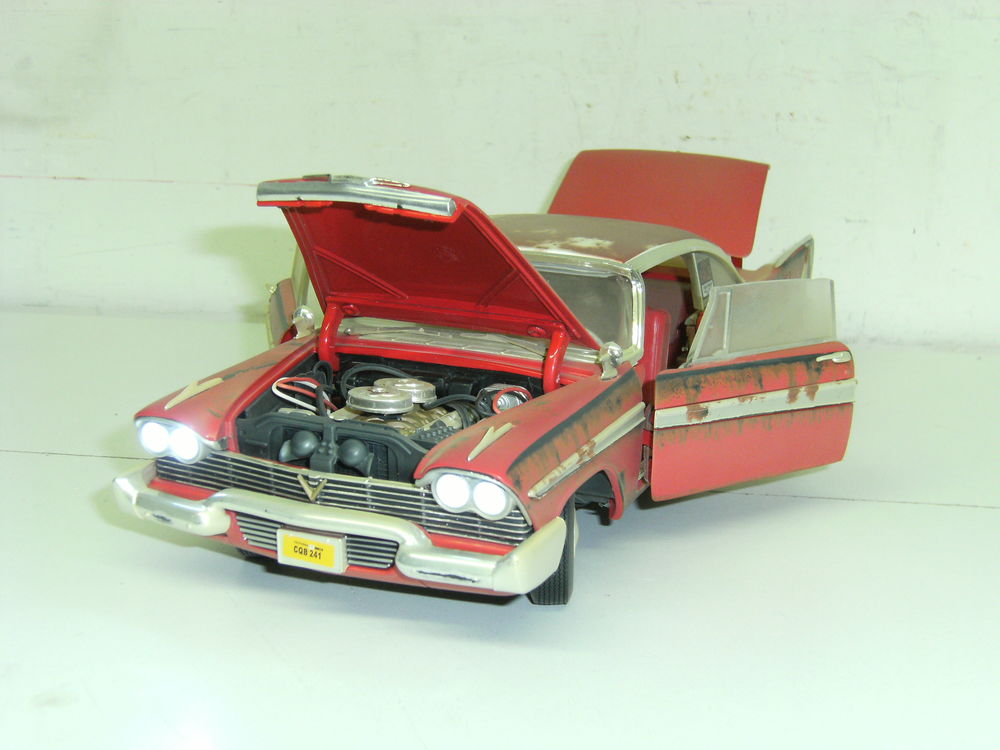 Plymouth Fury &quot; Chritine &quot; version Dirty au 1/18 
