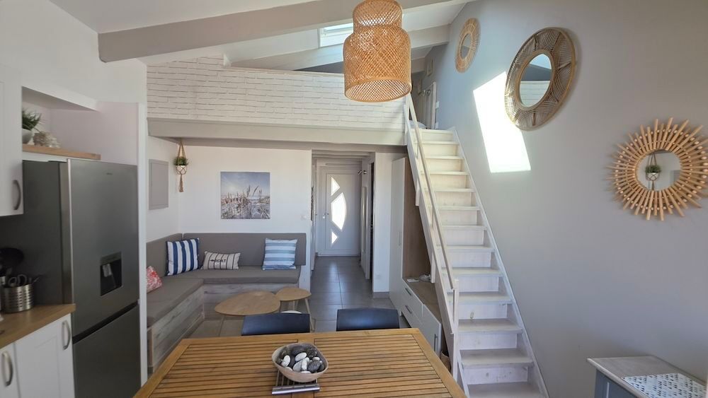Vente Appartement LE CAP D'AGDE: Île des marinas, appartement rénové 4/6 couchages , TERRASSE, parking privé et sécurisé. Le cap d agde