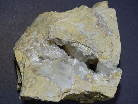 Calcite géodée Pontarlier Doubs Franche -Comté France 403gr 10 La Petite-Raon (88)