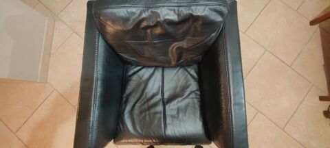 Fauteuil cuir noir - petit prix 85 Villeparisis (77)