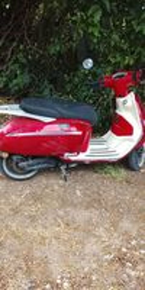 VESPA 2023 occasion 97118 Saint-Fran&ccedil;ois