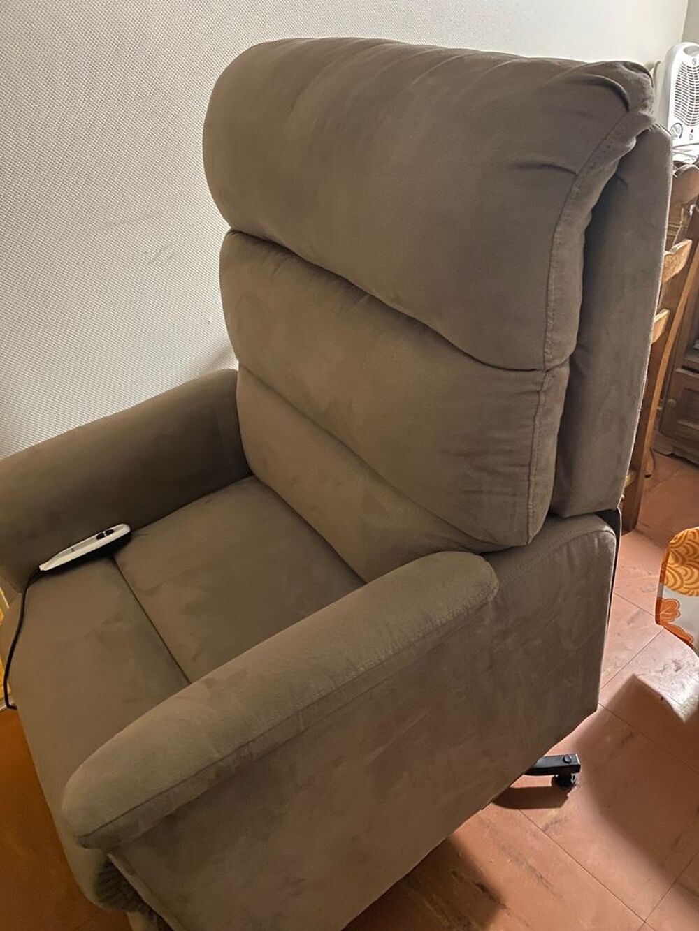 fauteuil confort &eacute;lectrique Meubles