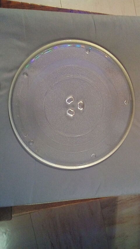 un plateau en verre pour four micro-ondes en trs bon tat . 5 Chaource (10)