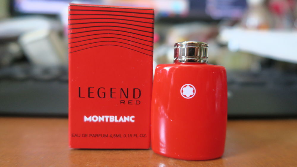 Miniature de parfum Montblanc Legend red 