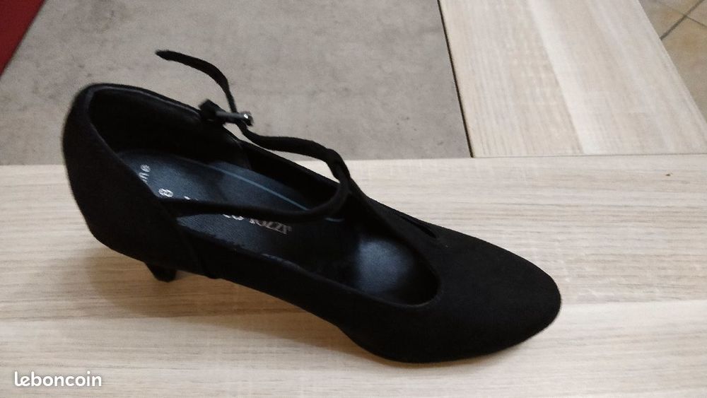 Escarpin en daim - Taille 38 Chaussures