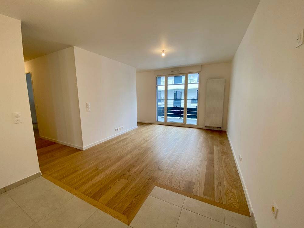 Vente Appartement 200m RER & Métro15 / 2 pièces+bureau / balcon & parking Maisons-alfort