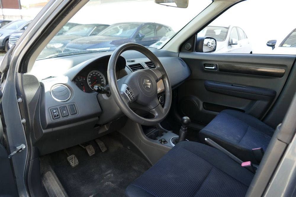 Swift 1.3 GLX 4x4 2008 occasion 13600 La Ciotat