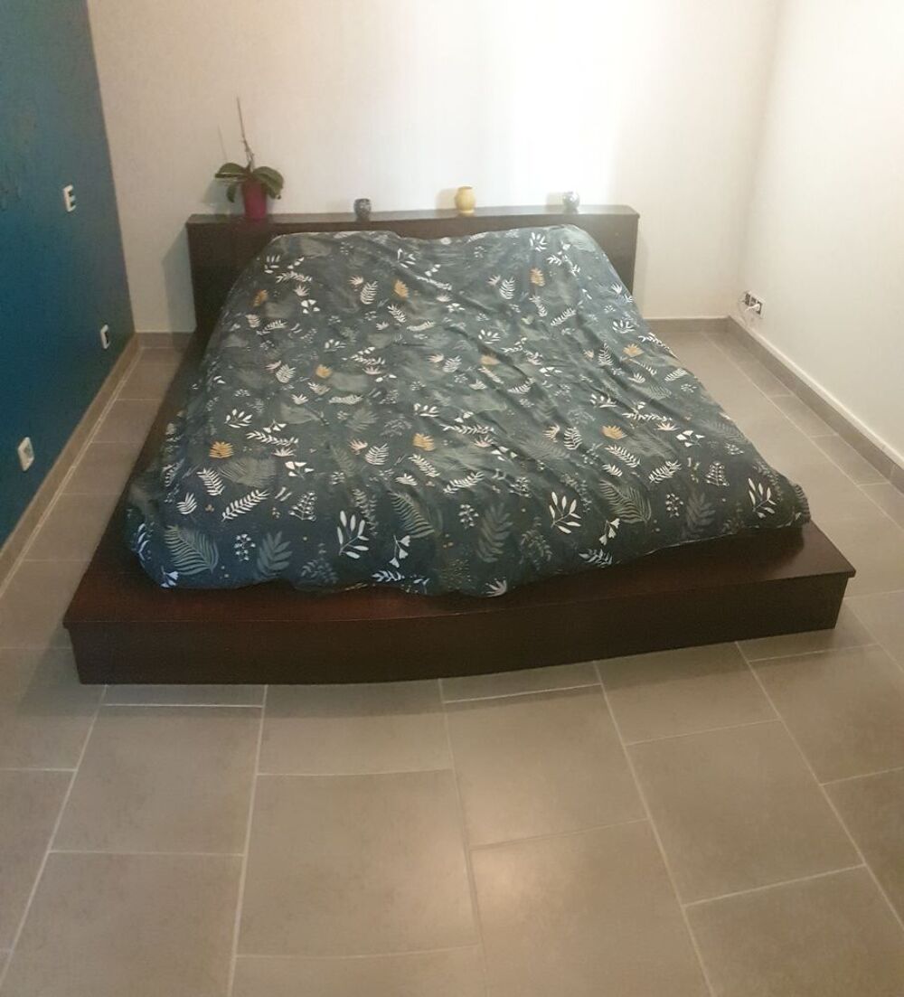 Lit 160x200 + sommier + 4 tiroirs Meubles