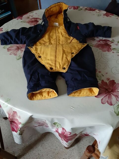 combinaison b�b� 15 Noyon (60)