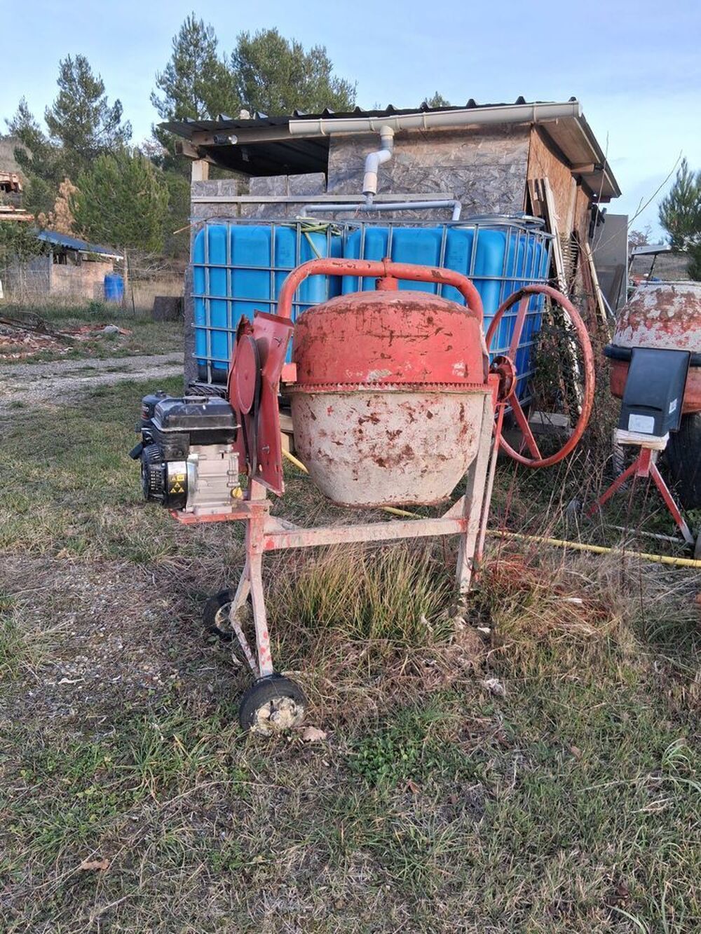 mat&eacute;riel agricole et ma&ccedil;onnerie Bricolage
