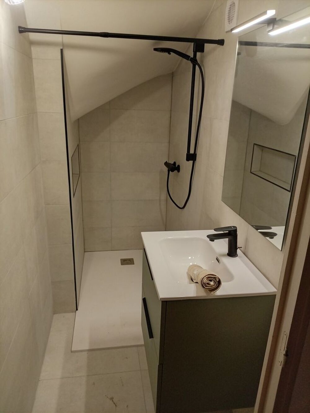 Location Appartement Gap. Studio meublé 35 m² . Gap