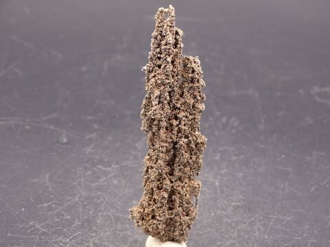 Stalactite de Goethite , Maroc 16gr 85 x 24 x 12 mm  16 Bertrichamps (54)