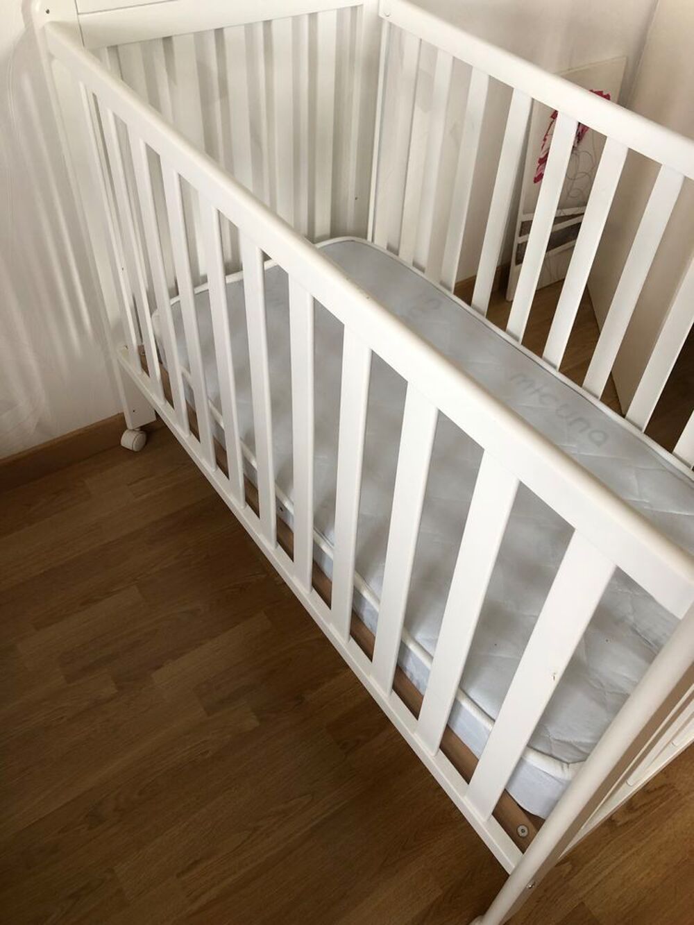 Lit b&eacute;b&eacute; (pas d'envoi ) Mobilier enfants