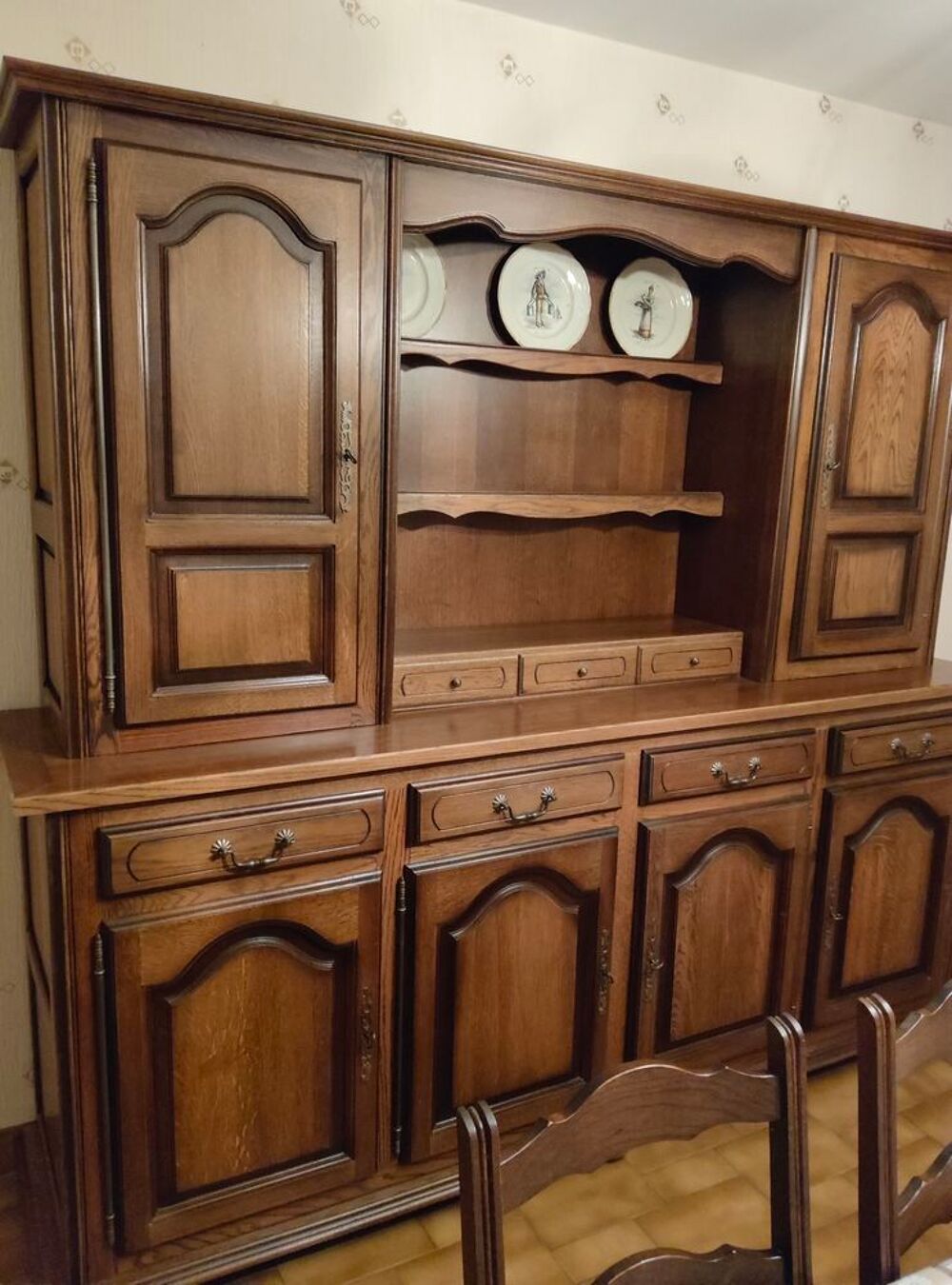 Salle &agrave; manger compl&egrave;te Meubles