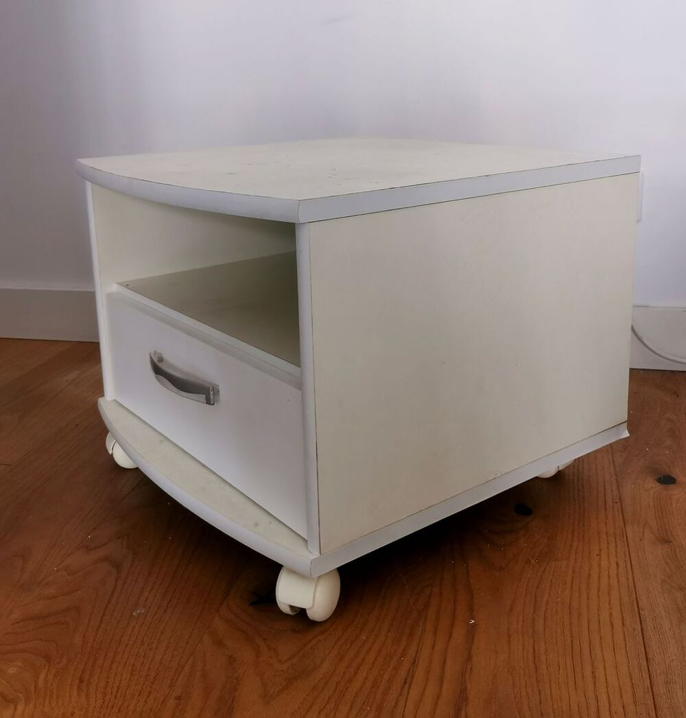 Table de chevet / Petit meuble de rangement sur roulettes bl Meubles