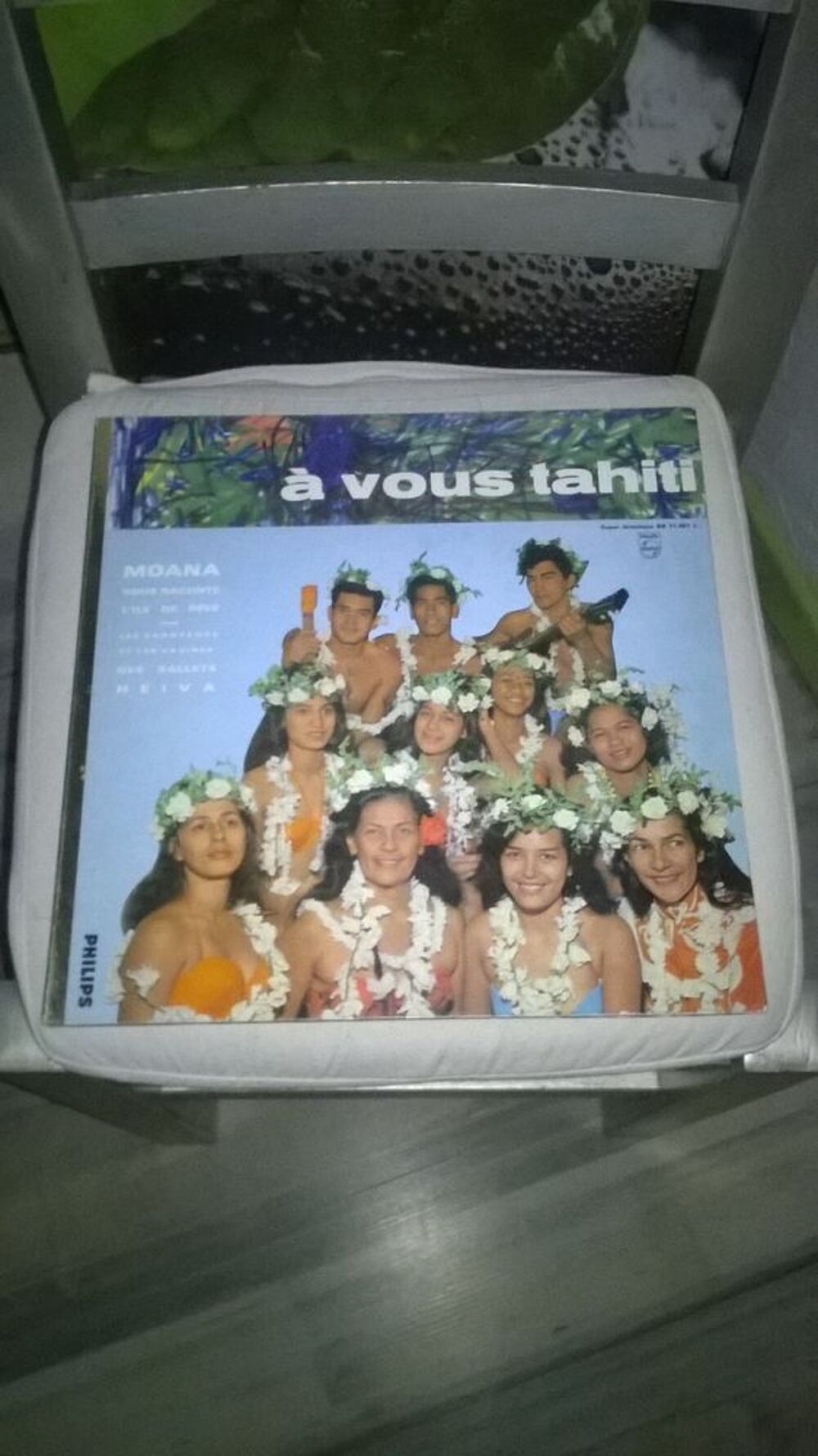 Vinyle Madeleine Moua Et Les Ballets Heiva 
A Vous Tahiti CD et vinyles