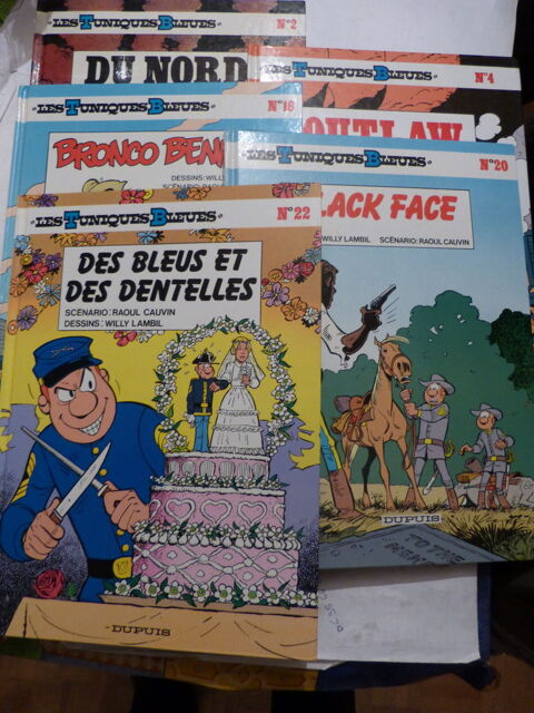 BD -  LES TUNIQUES BLEUES  a choisir LISEZ TOUT LE TEXTE 1 Brest (29)