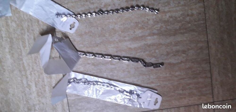  
3 Bracelet homme neuf 
Bijoux et montres