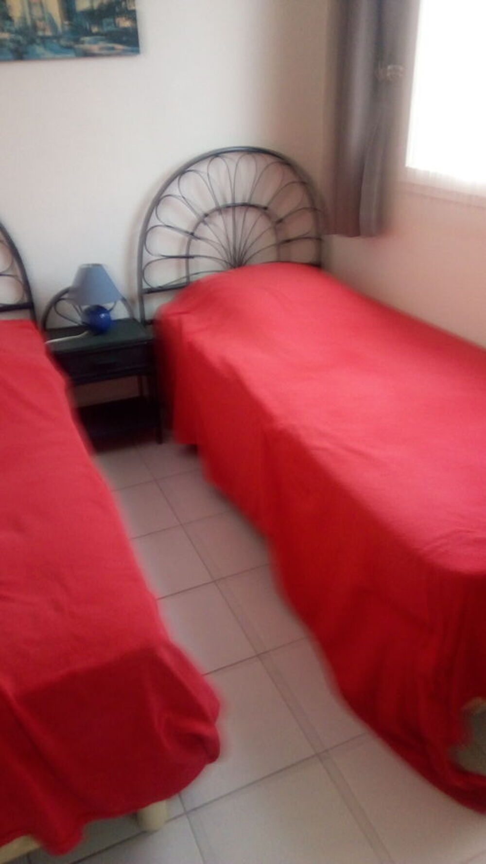 2 lits d une personnes Meubles