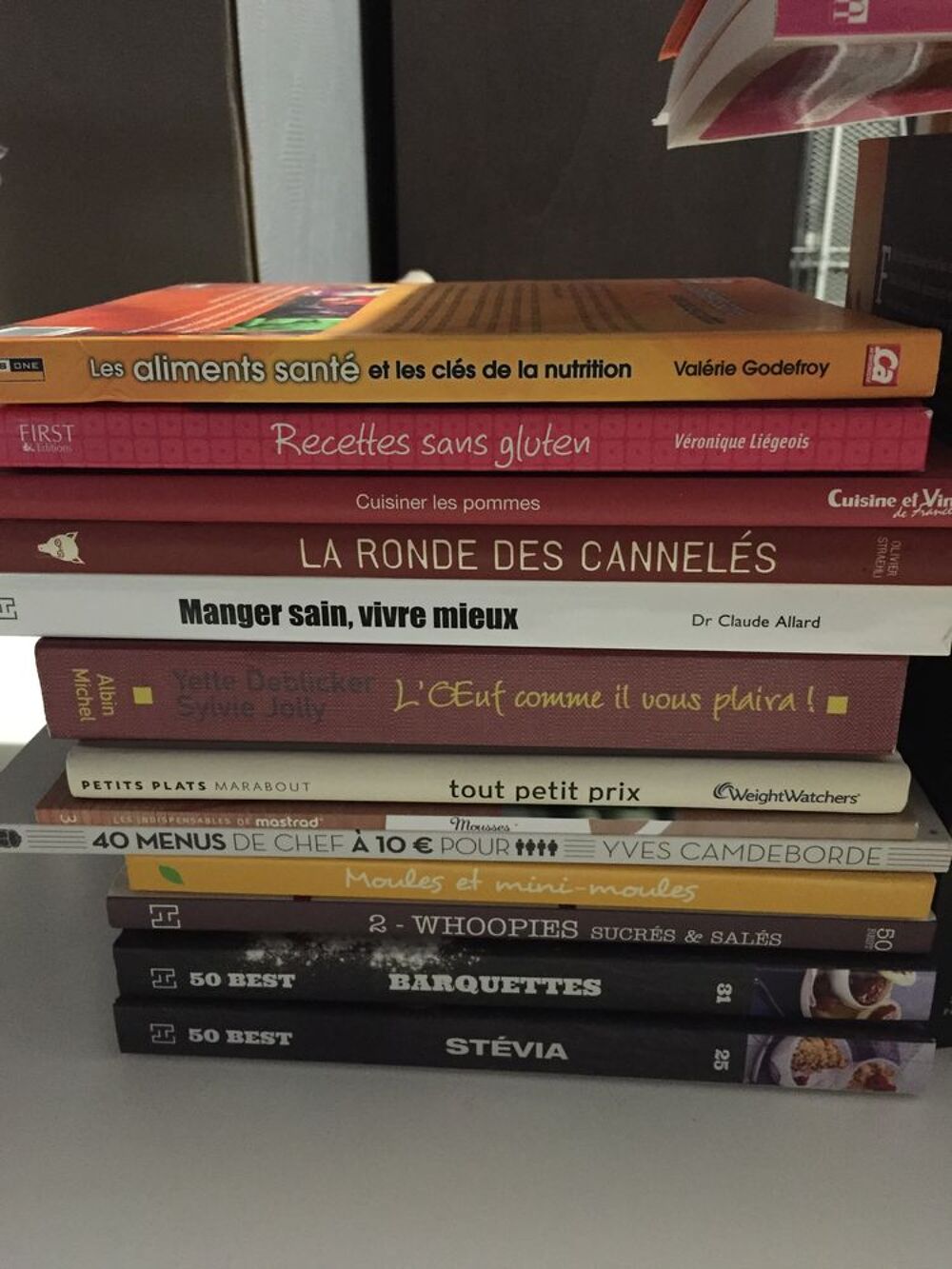 LOT DE LIVRES DE CUISINE NEUF + 4 livres policiers Livres et BD