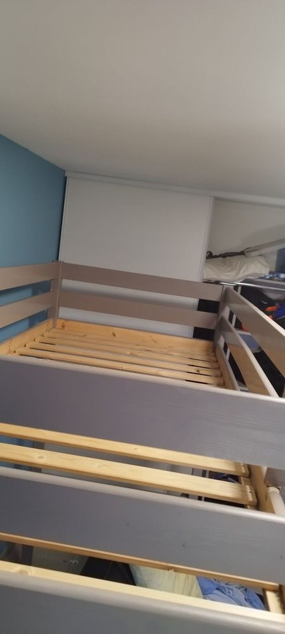 lit mezzanine 140 avec matelas bon &eacute;tat 150 €
client s&eacute;rieux Meubles