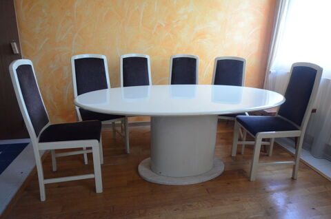 Table et chaises 350 Gretz-Armainvilliers (77)