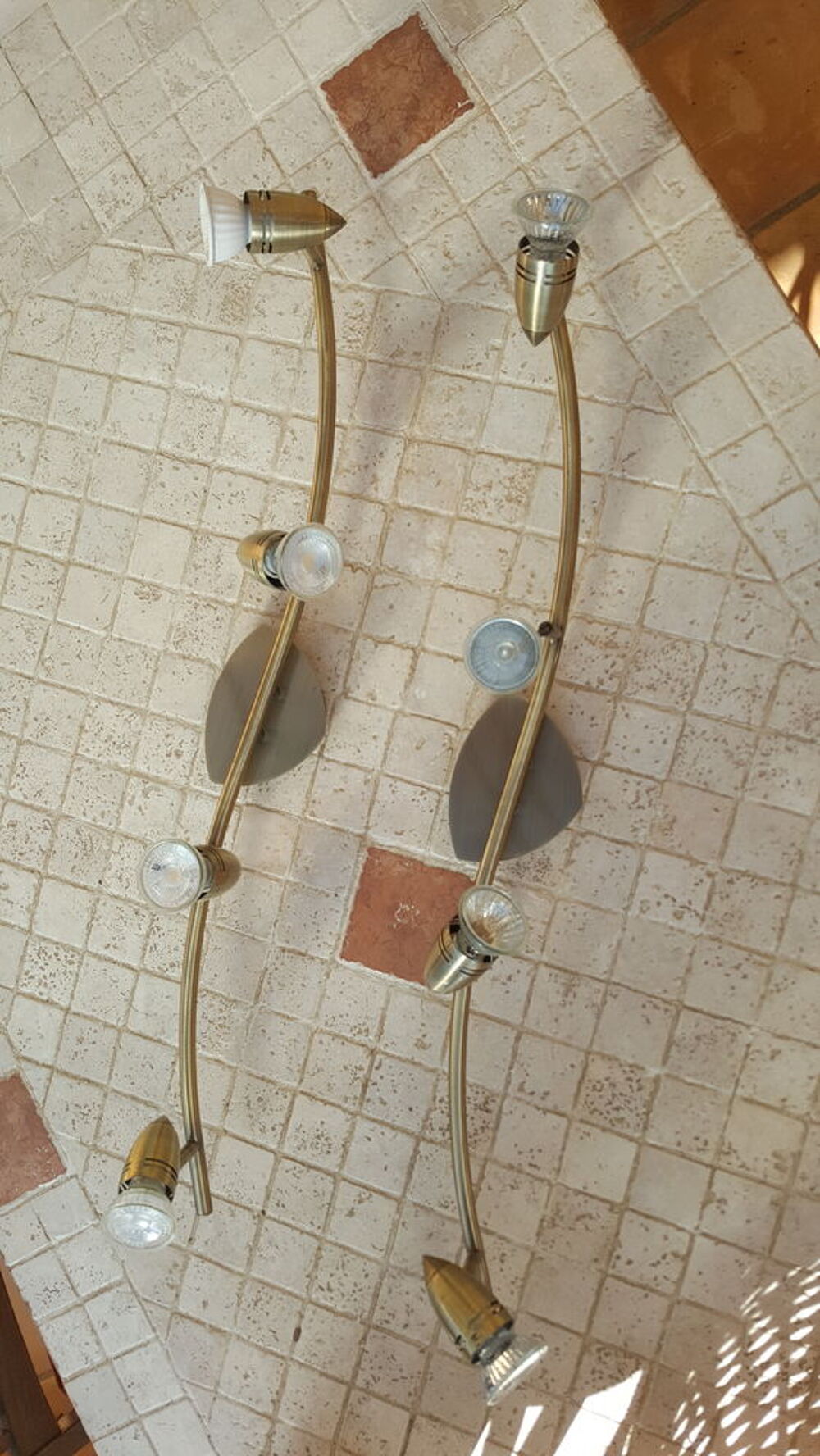 2 lustres 4 lampes Décoration
