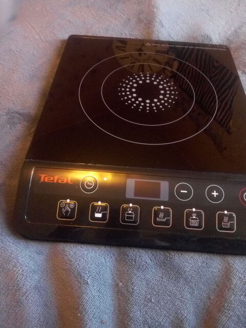 Dessus de plaque vitro cramique 15 Montceau-les-Mines (71)