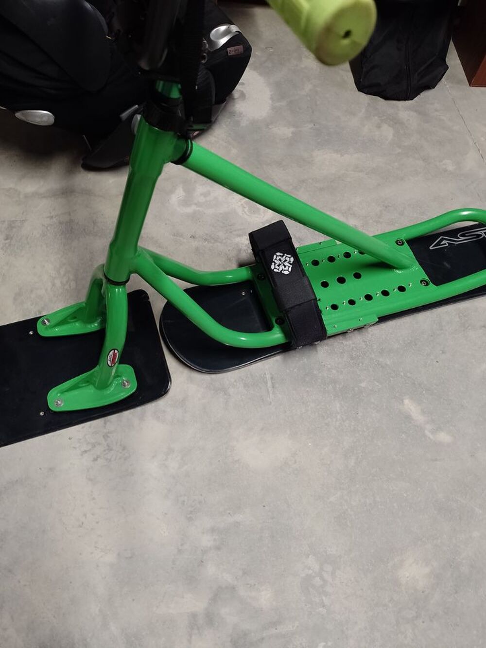 Snowscoot Sports