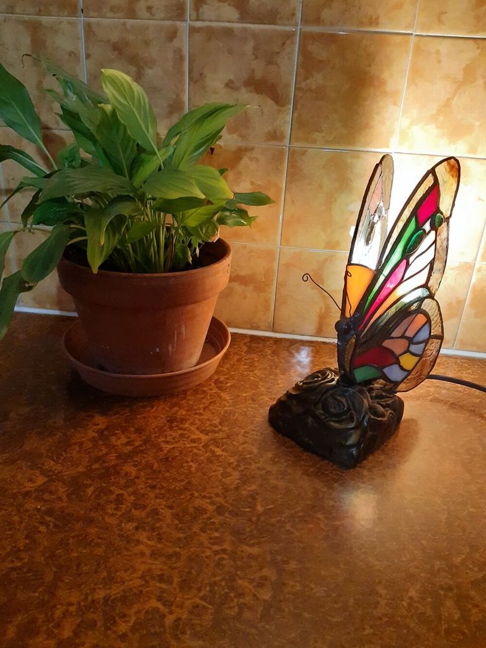 Lampe Papillon Style Tiffany. Décoration