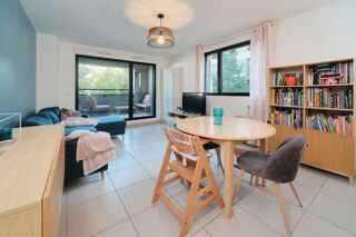 Appartement 3 pièces 64 m² · à Lyon 7 · 64 m² · 349 000 €