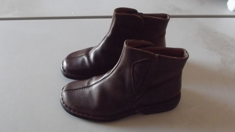 Boots femme en cuir anglais p 38 tr&egrave;s peu port&eacute;s. Chaussures