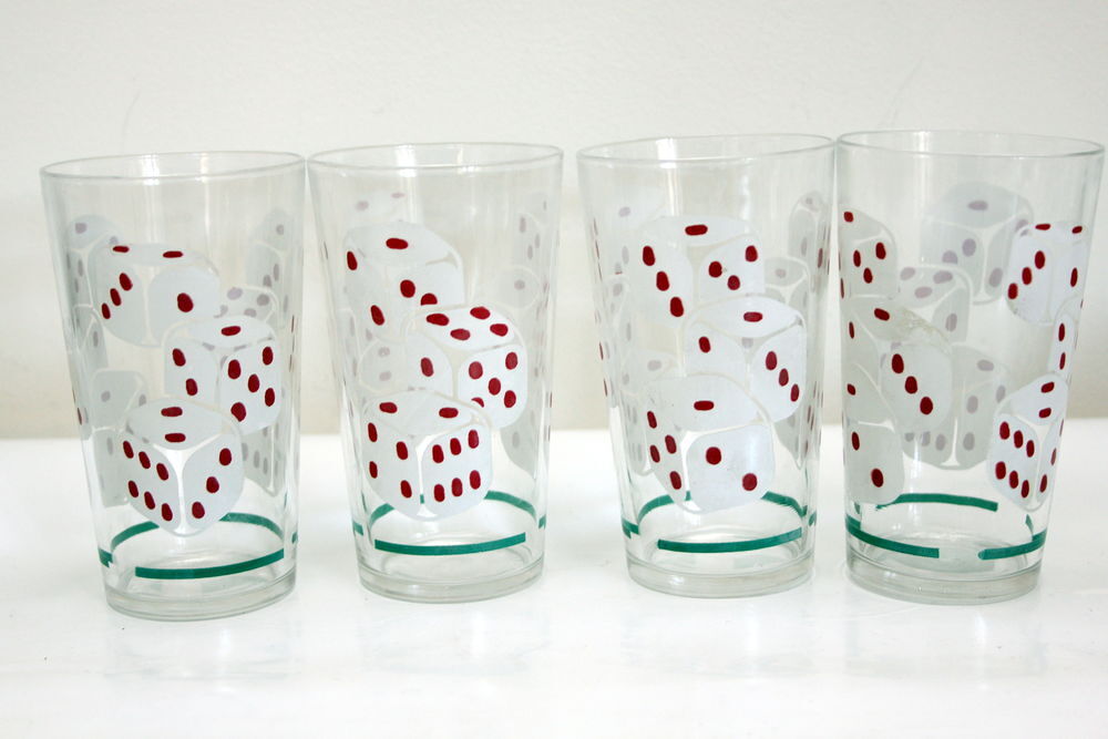 Verres orangeade 1950 - 60 avec d&eacute;s Cuisine