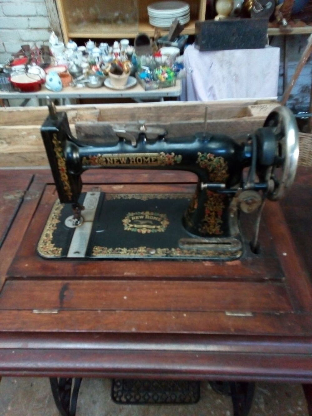 machine &agrave; coudre Meubles