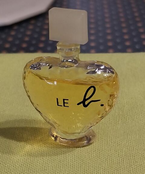 Miniature de parfum 5 Saint-Michel-des-Andaines (61)