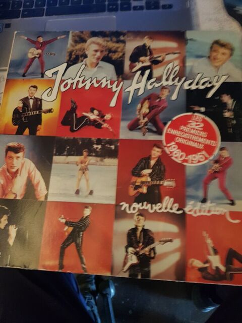 disque vinyle 33T de jonnhy hallyday édition 1960/1961 Bouvesse-Quirieu (38)